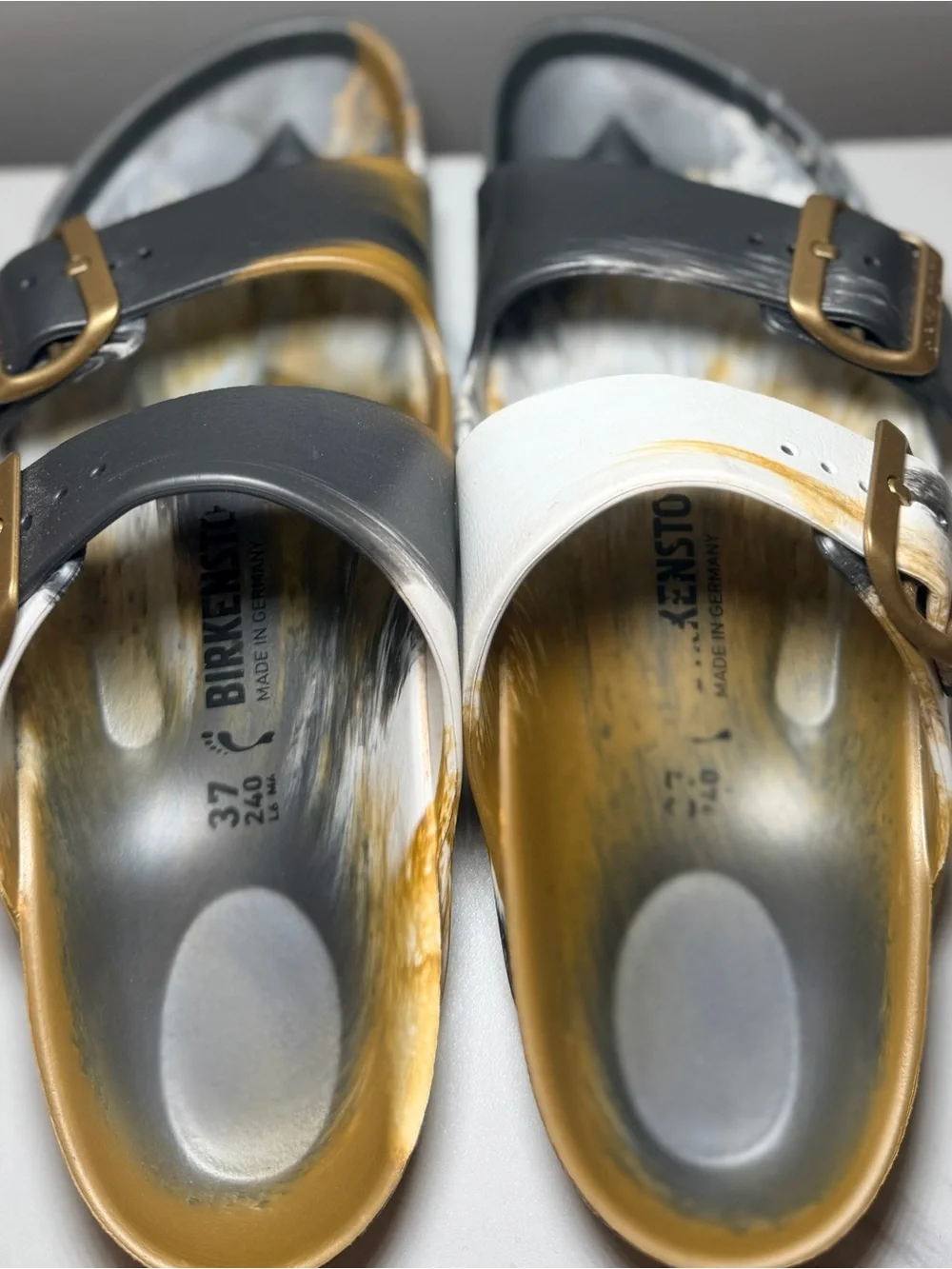 Birkenstock Arizona Metallic Sandals - Picture 2 of 8